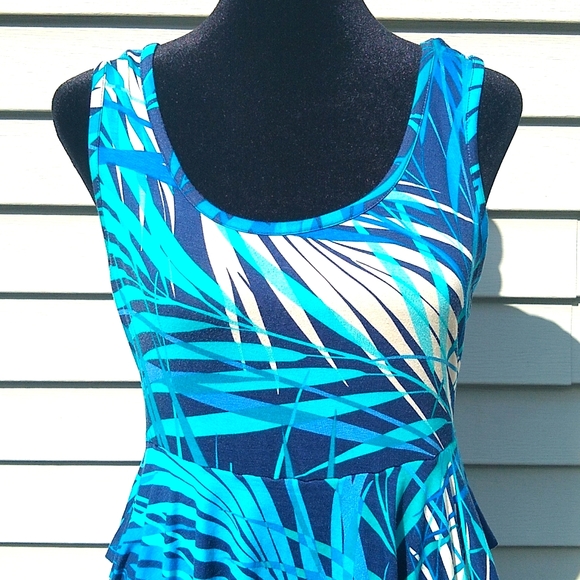 Dress Barn Blue and White palm leaves dress size 6 - Picture 5 of 9